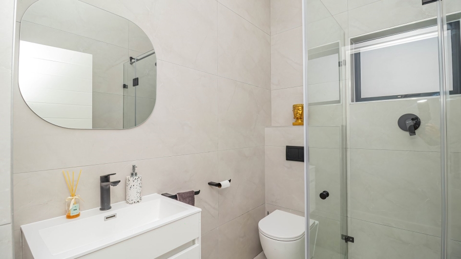 4 Bedroom Property for Sale in Sandown Western Cape